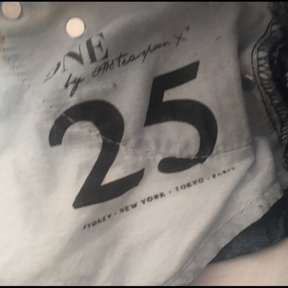 One Teaspoon Bandits - Picture 4 of 5